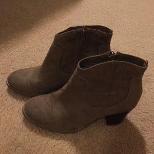 Ankle boots